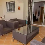 Residencial Duquesa Ground Floor سان لويس ذي سابينيل
